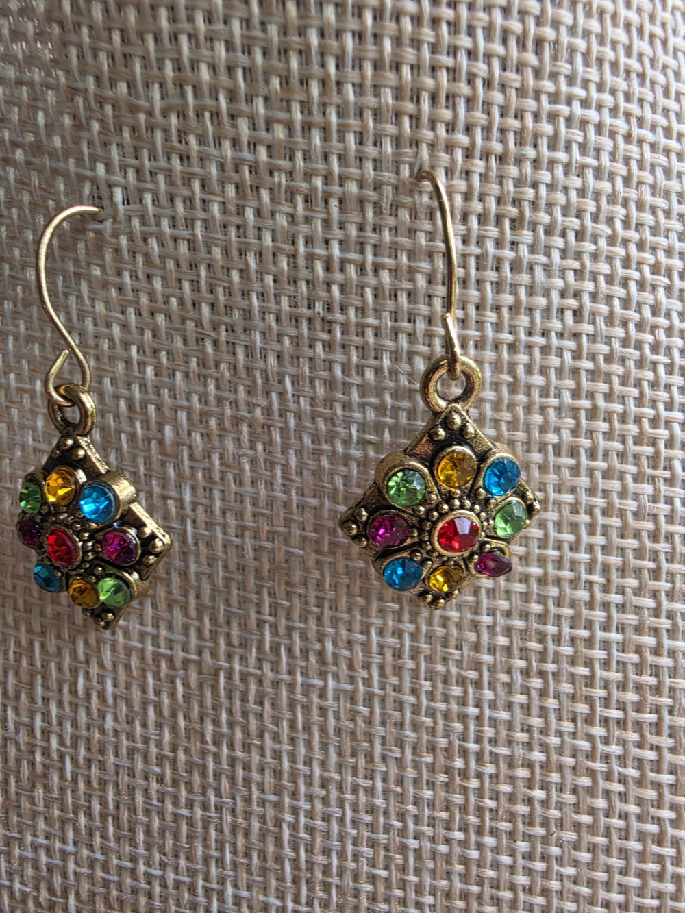 Source Unknown Gold Multicolor Crystal Dangle Earrings